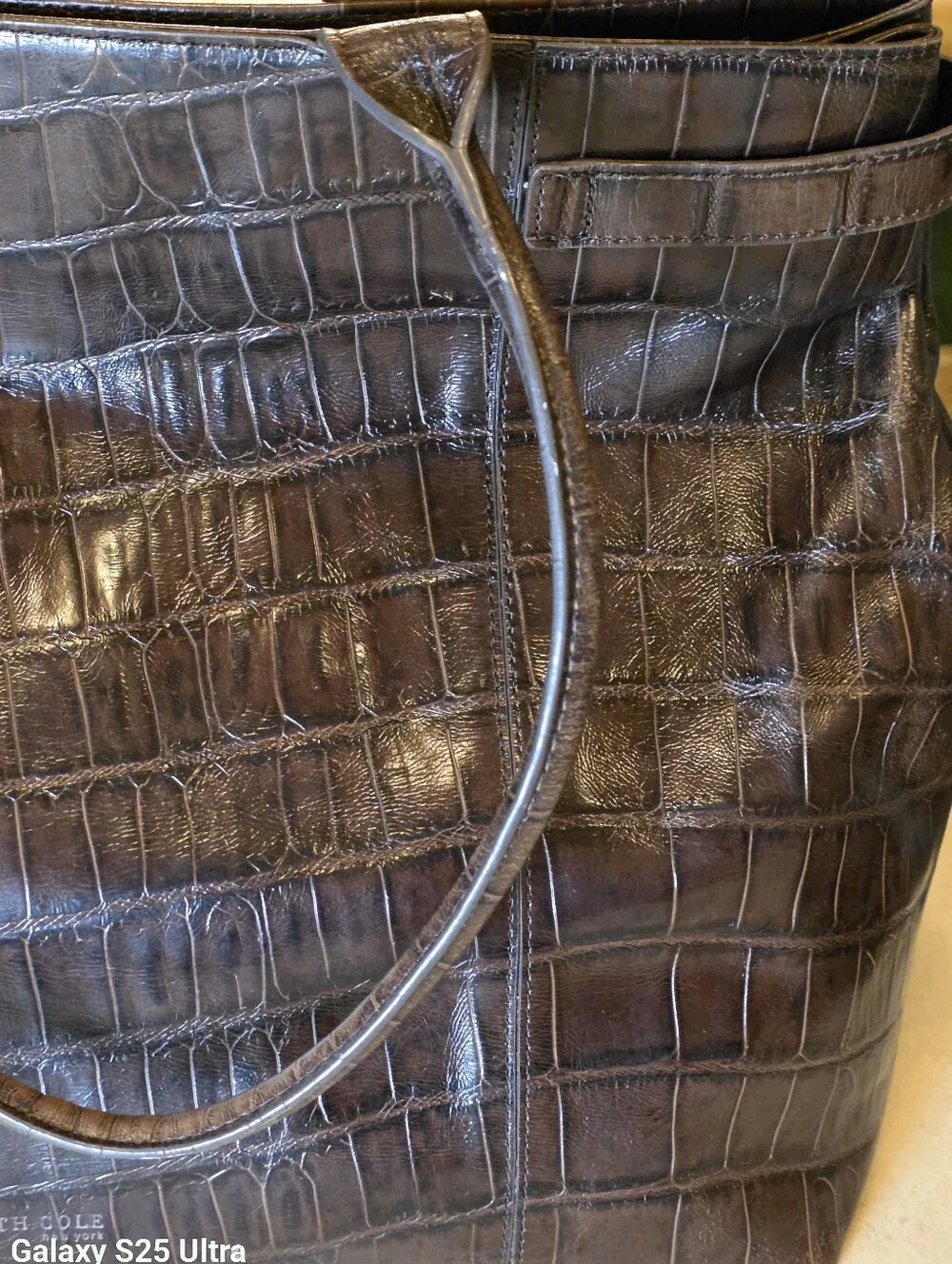 Vintage Kenneth Cole New York Espresso Croc Embossed Leather Tote Belted Buckle